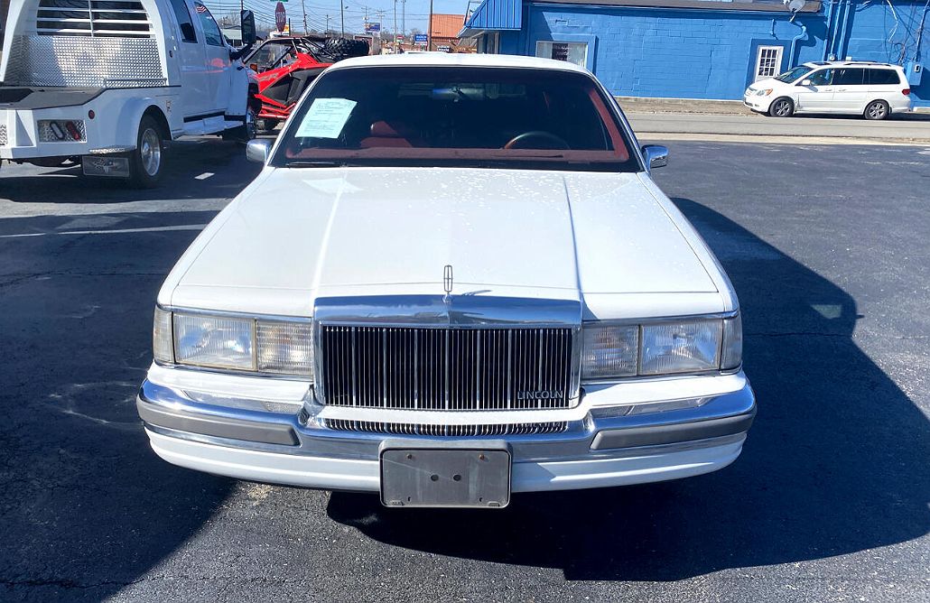 1990 Lincoln Town Car null image 1