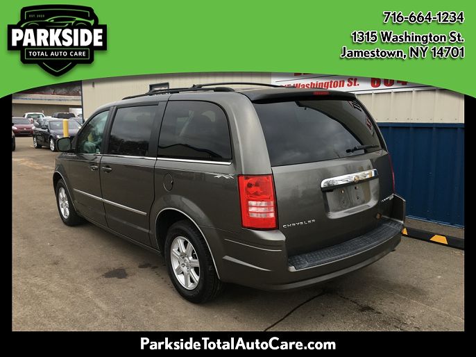 2010 Chrysler Town & Country