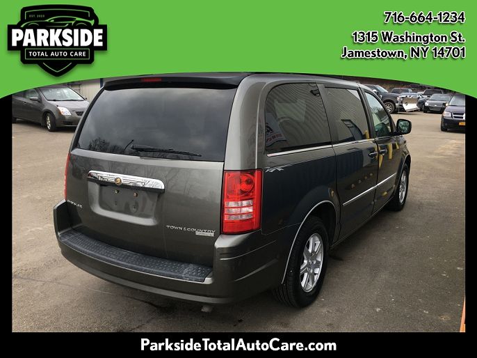 2010 Chrysler Town & Country