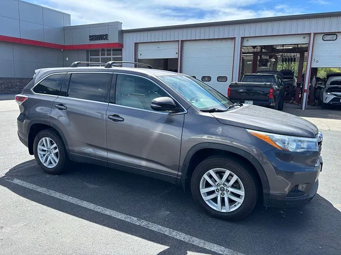 2016 Toyota Highlander