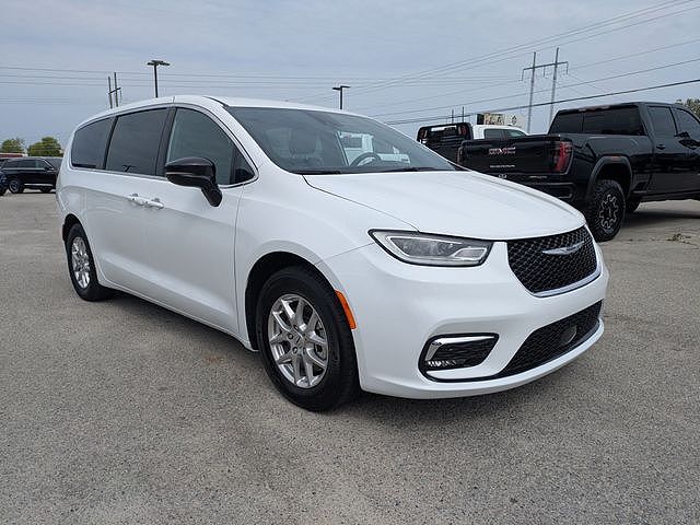 2025 Chrysler Pacifica