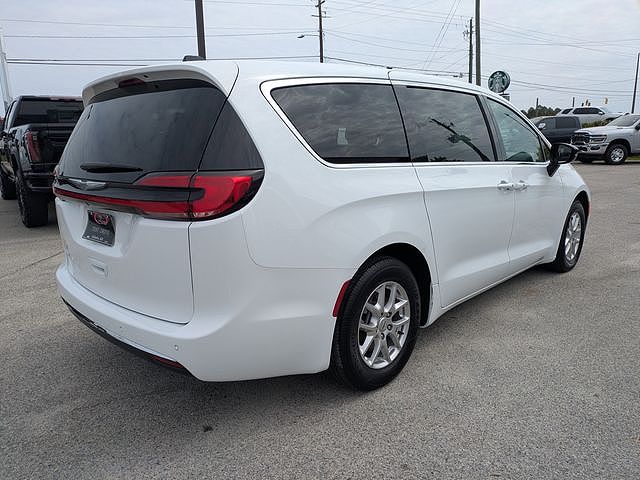 2025 Chrysler Pacifica