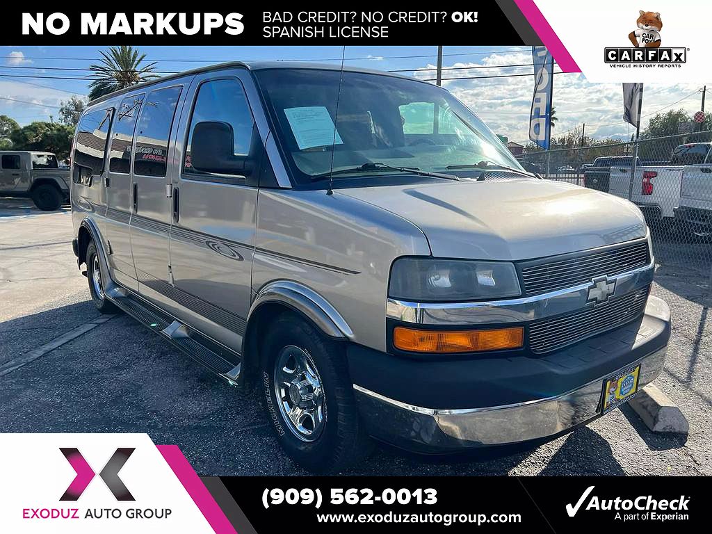2003 Chevrolet Express 1500 image 0