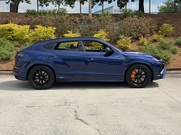 2023 Lamborghini Urus