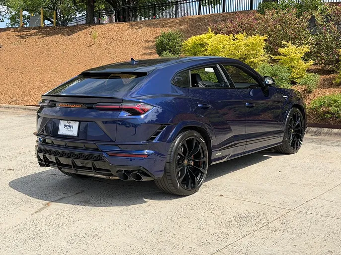 2023 Lamborghini Urus