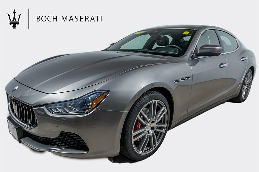 2017 Maserati Ghibli Base image 0