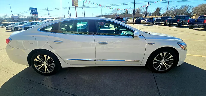 2017 Buick LaCrosse
