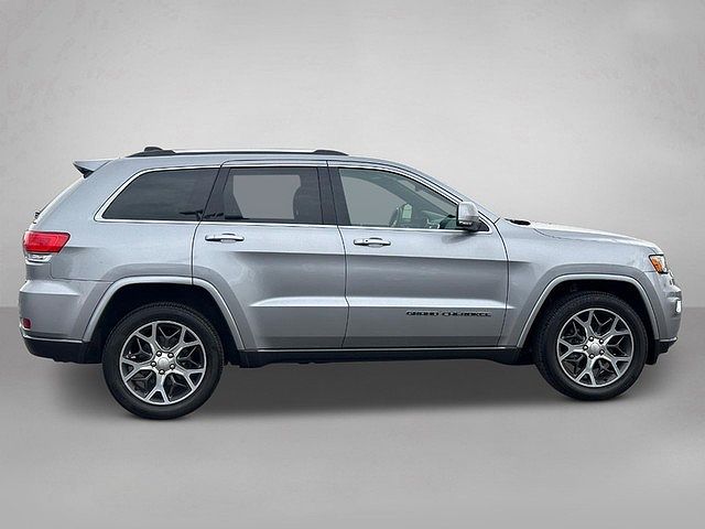 2018 Jeep Grand Cherokee Sterling Edition image 1