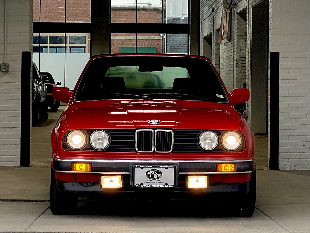 1988 BMW 3 Series 325ic image 0