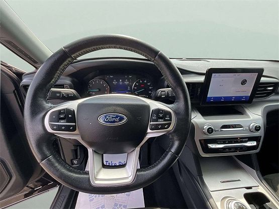 2022 Ford Explorer XLT photo 10