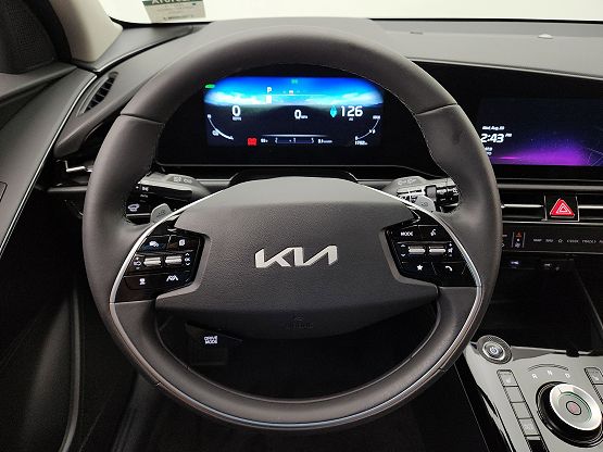 2025 Kia Niro EV Wind photo 11