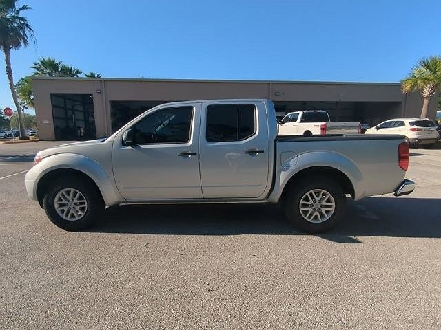 2019 Nissan Frontier SV image 6
