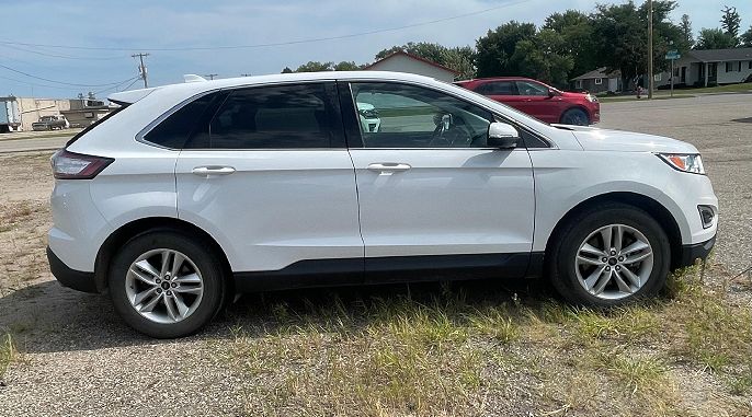 2016 Ford Edge