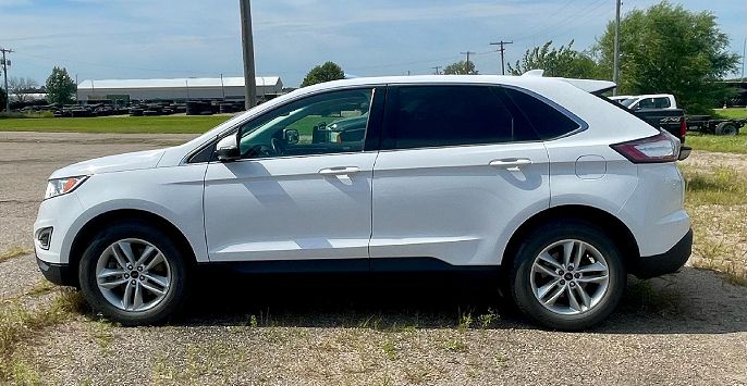 2016 Ford Edge