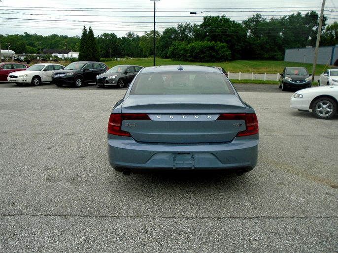 2018 Volvo S90