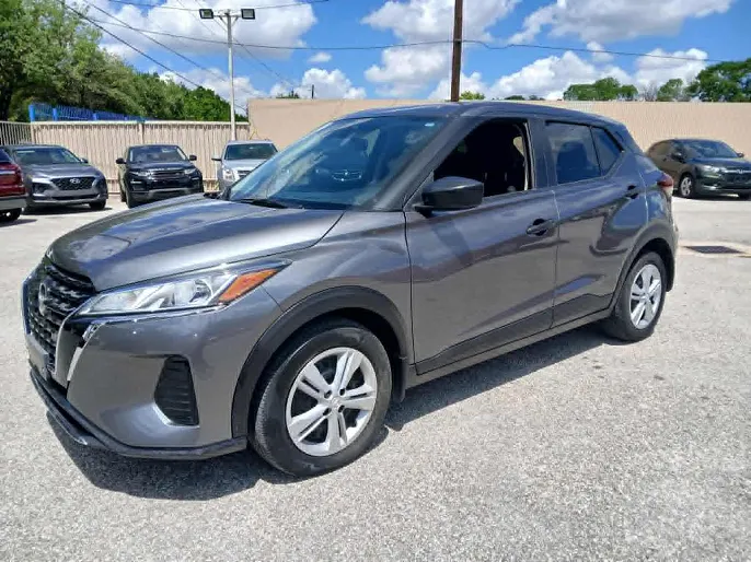 2024 Nissan Kicks