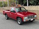 1990 Nissan Pickup null image 3