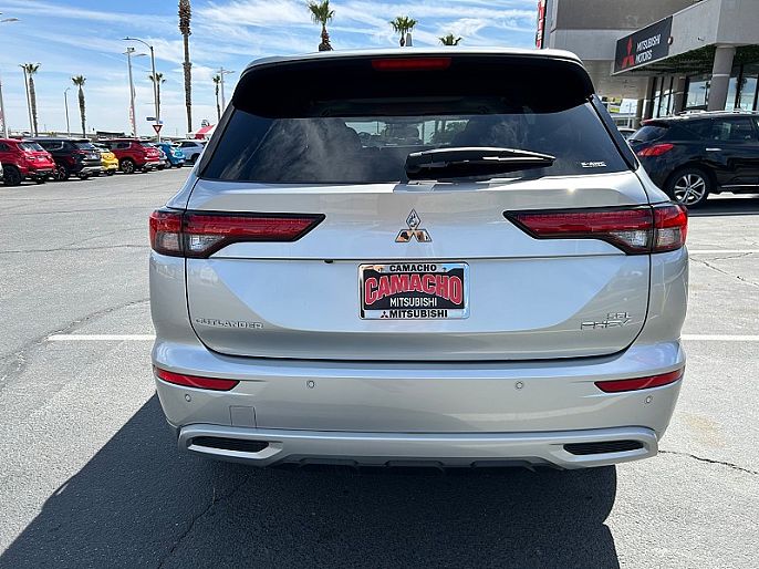 2025 Mitsubishi Outlander