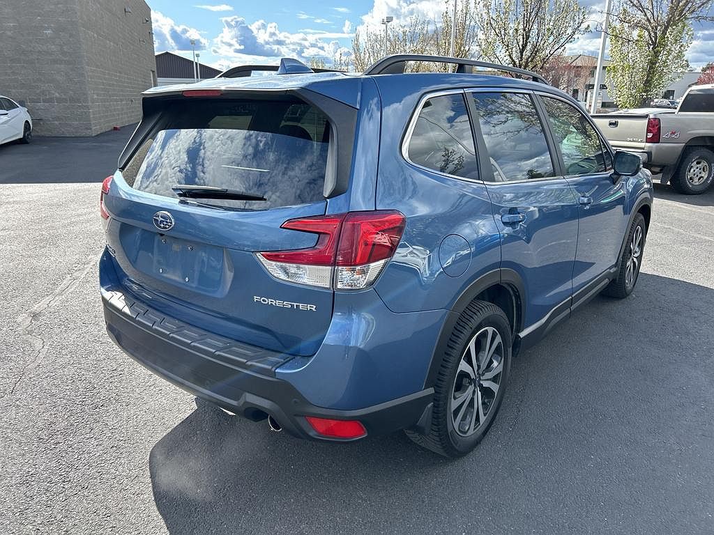 2019 Subaru Forester Limited image 2