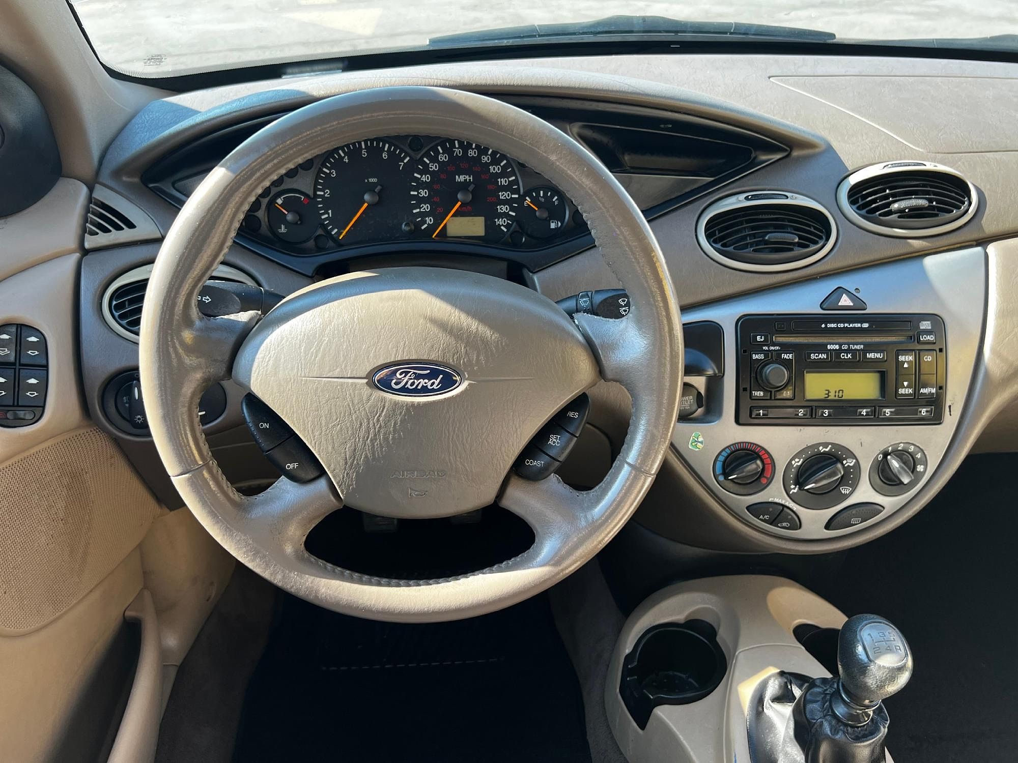 2004 Ford Focus ZTS image 16