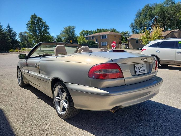 2001 Volvo C70