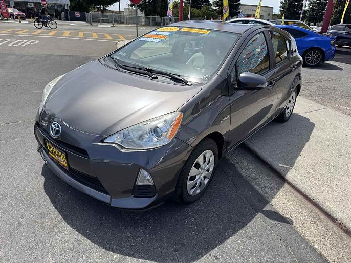 2014 Toyota Prius c