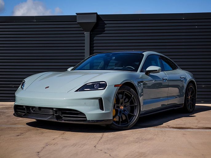 2025 Porsche Taycan