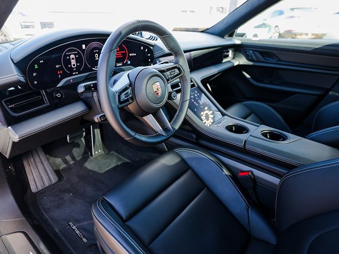 2025 Porsche Taycan
