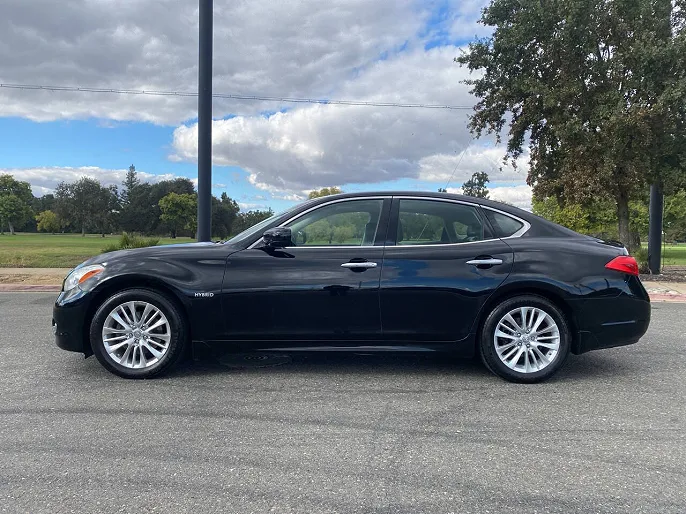 2012 Infiniti M35