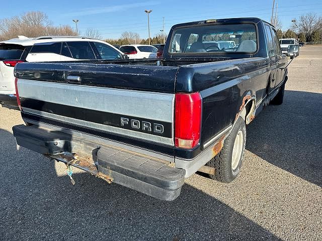 1992 Ford F-150 null image 3