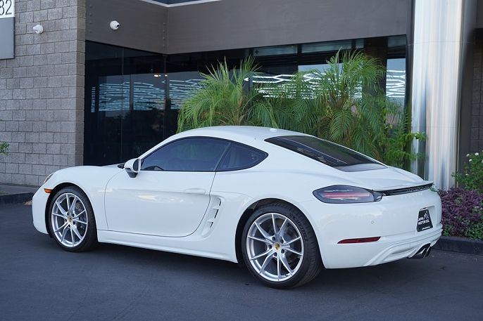 2025 Porsche 718 Cayman