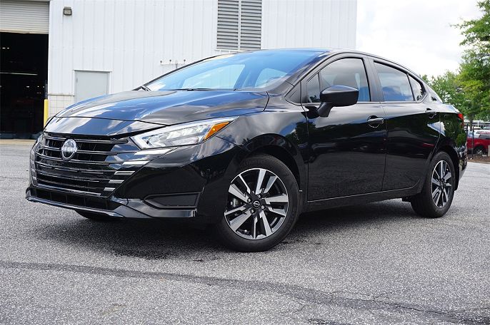 2025 Nissan Versa