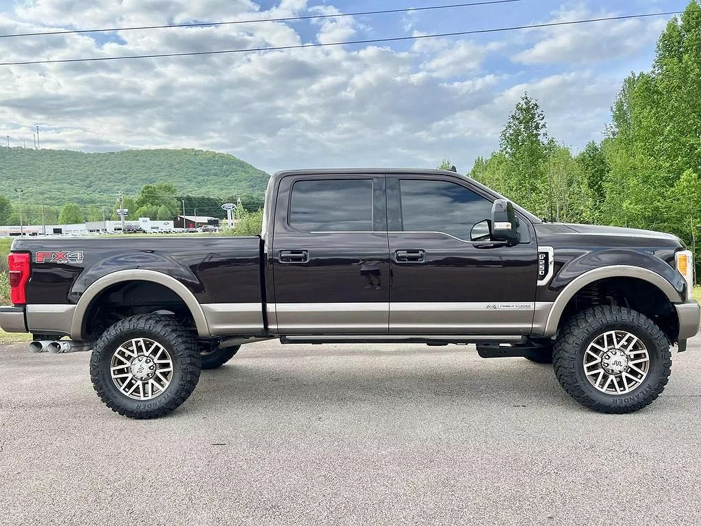 2019 Ford F-250 King Ranch image 5