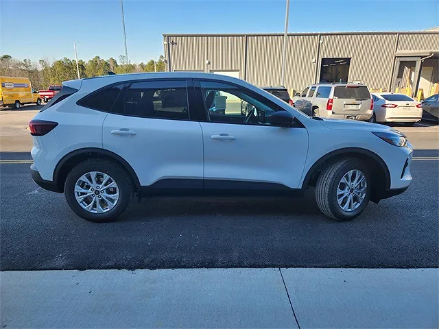 2025 Ford Escape