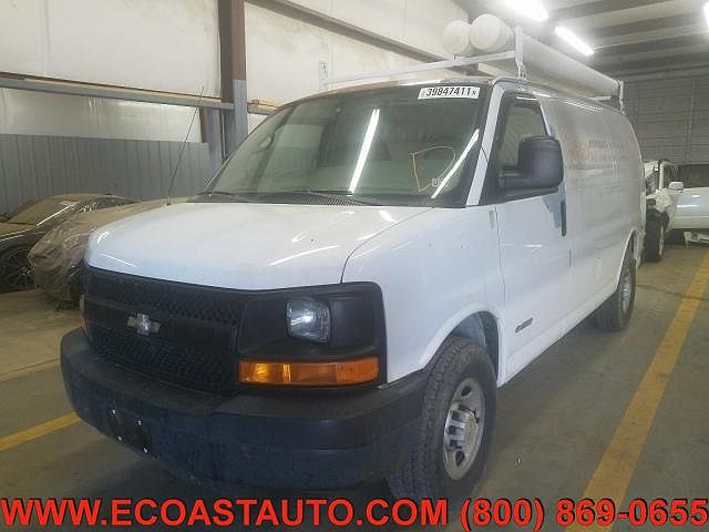 2005 Chevrolet Express 2500 image 0