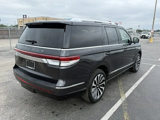 2023 Lincoln Navigator