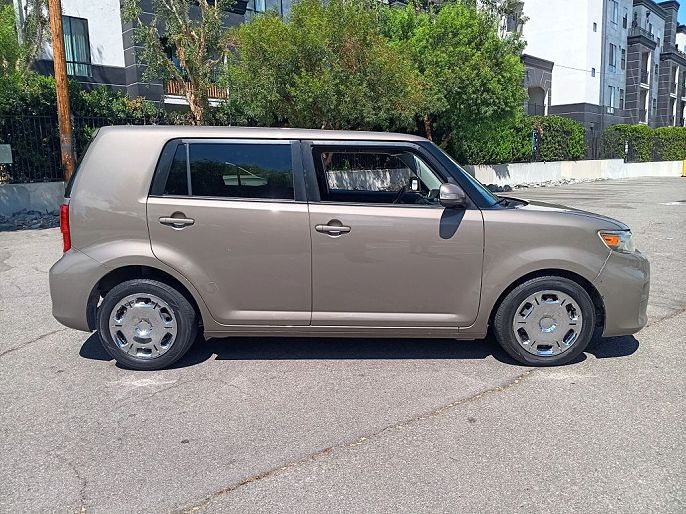 2013 Scion xB