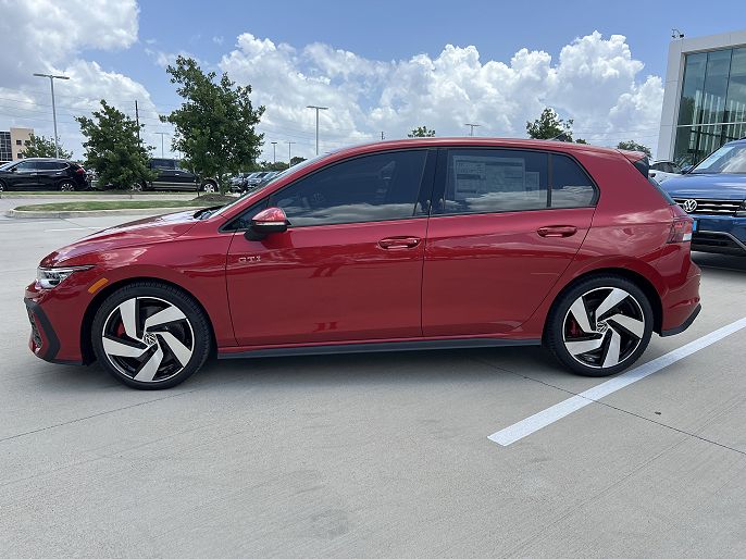 2025 Volkswagen Golf