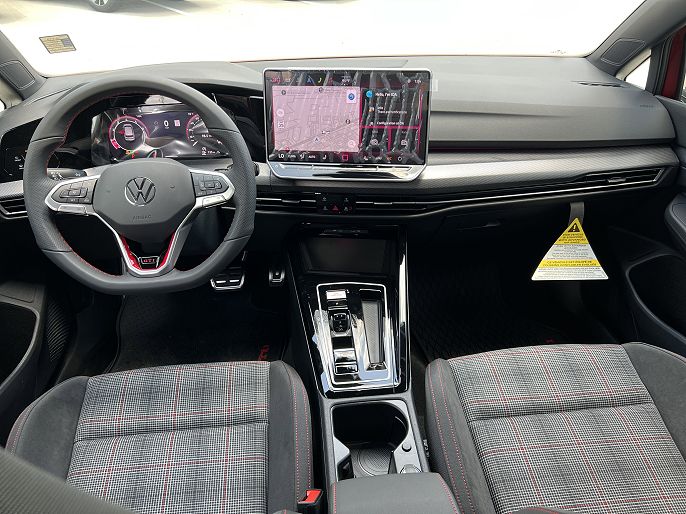 2025 Volkswagen Golf