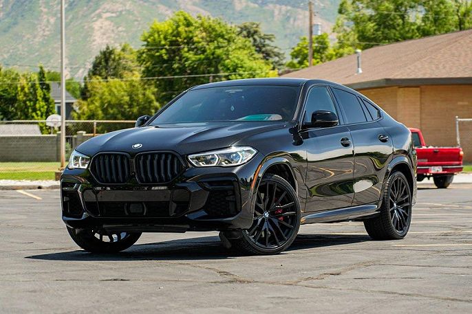2022 BMW X6