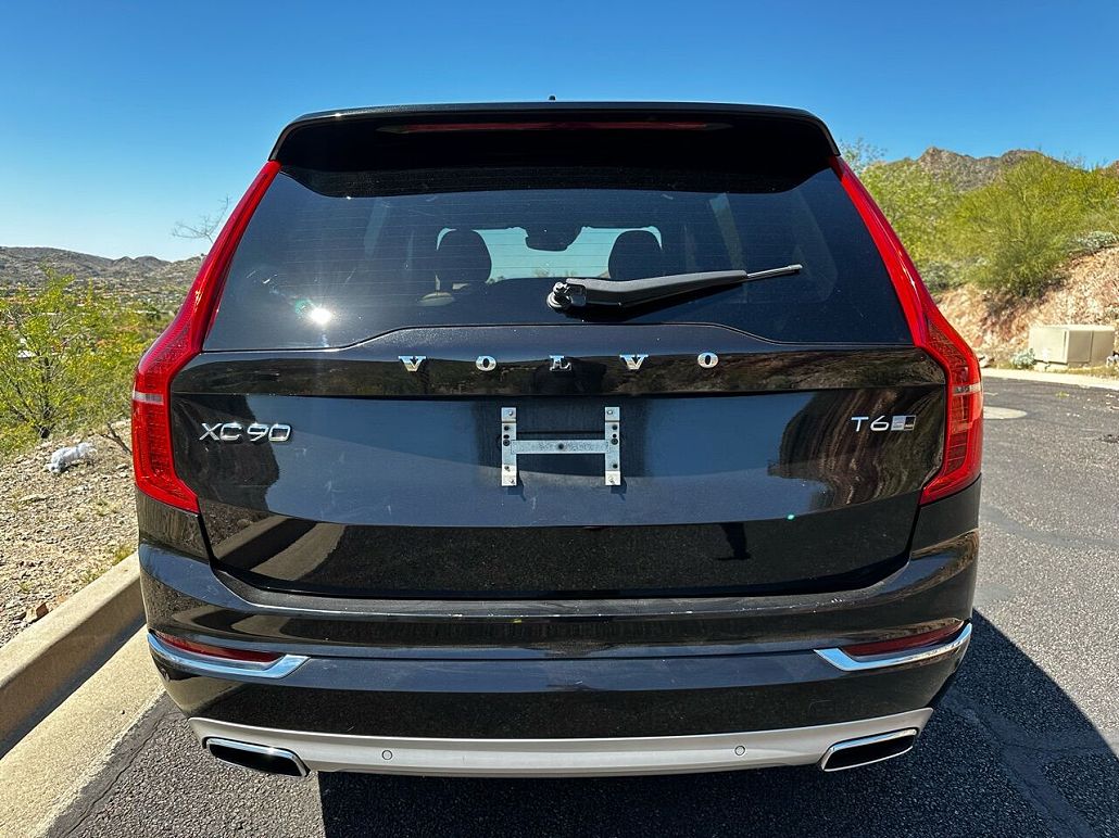2016 Volvo XC90 T6 First Edition image 2