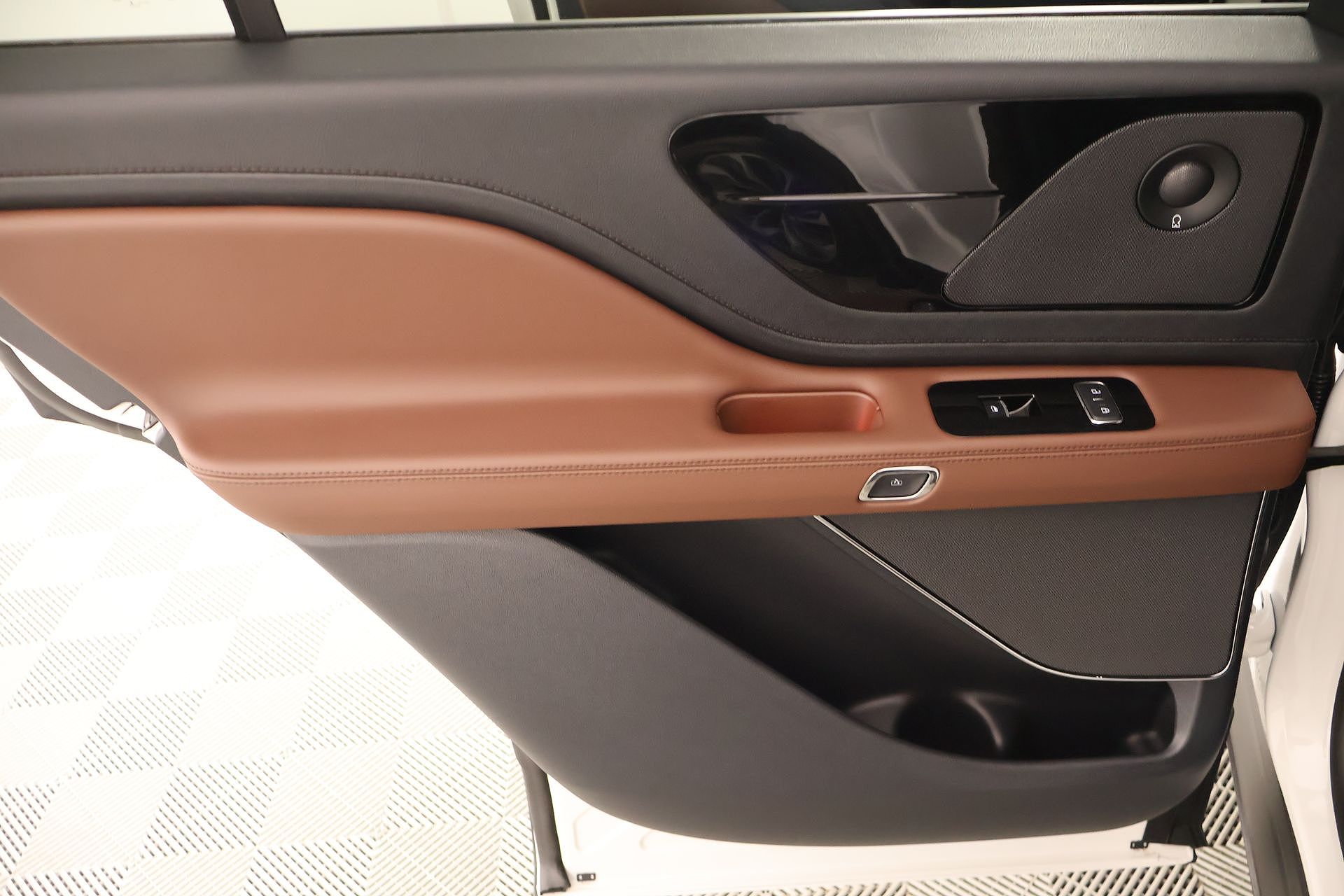 2026 Lincoln Aviator