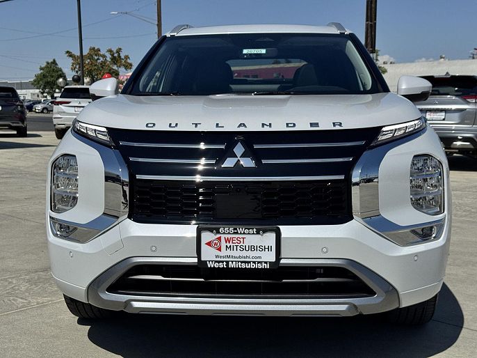 2025 Mitsubishi Outlander