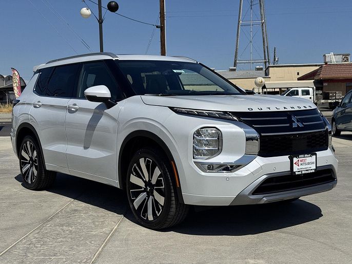 2025 Mitsubishi Outlander