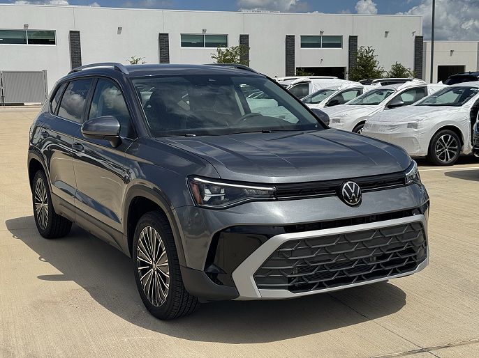 2025 Volkswagen Taos