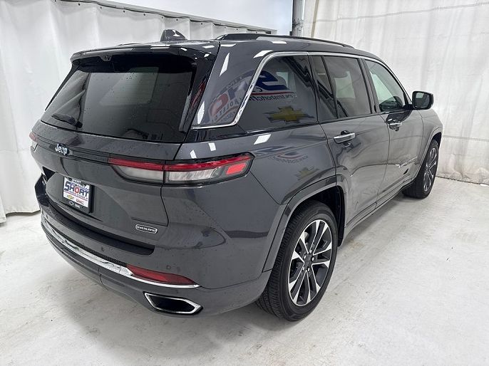 2022 Jeep Grand Cherokee