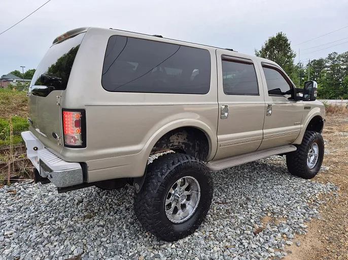 2004 Ford Excursion