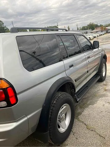 2001 Mitsubishi Montero Sport