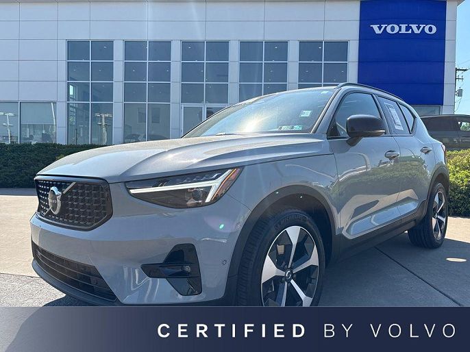 2026 Volvo XC40