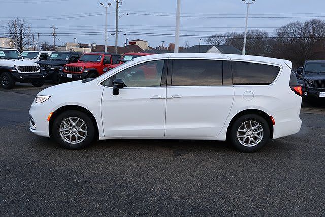 2026 Chrysler Pacifica